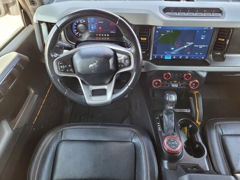 Used 2021 Ford Bronco Badlands image 18