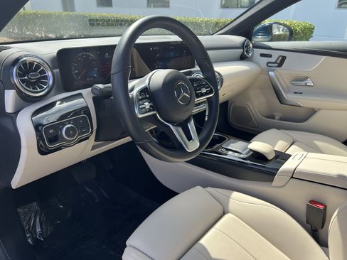 Used 2023 Mercedes-Benz CLA 250 image 17