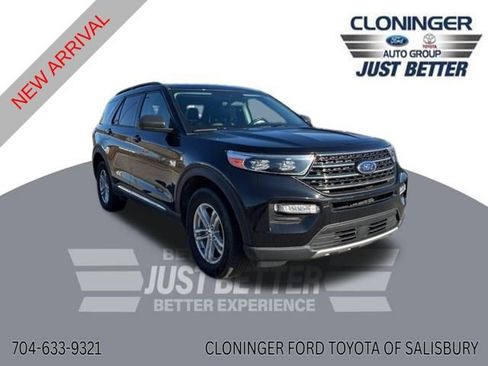 Used 2023 Ford Explorer XLT w/ Equipment Group 202A image 1