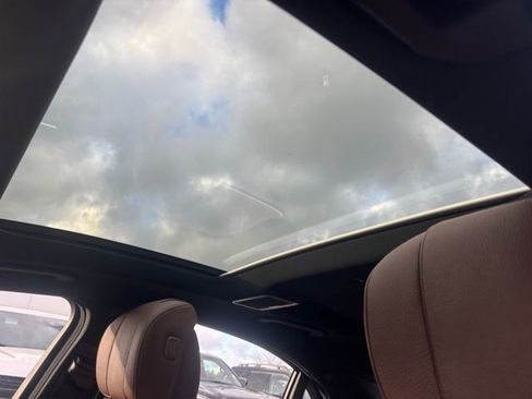 Used 2015 Mercedes-Benz S 550 4MATIC Sedan image 10