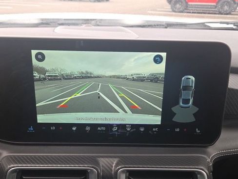 Used 2025 Ford Mustang Premium image 28