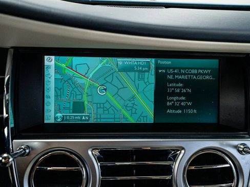 Used 2017 Rolls-Royce Wraith image 45