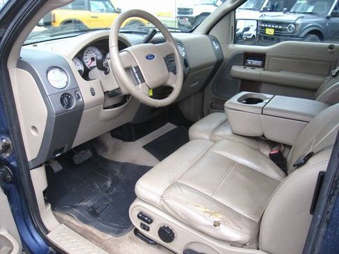 Used 2006 Ford F150 Lariat image 2