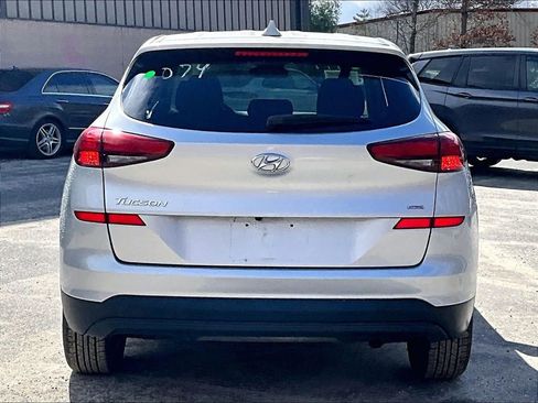 Used 2019 Hyundai Tucson SE image 4