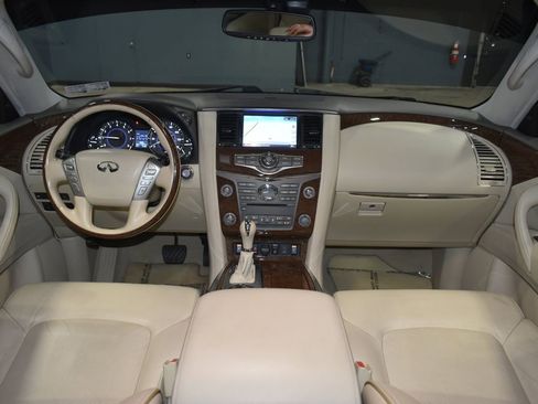 Used 2016 INFINITI QX80 Luxe w/ 22" Wheel Package image 16