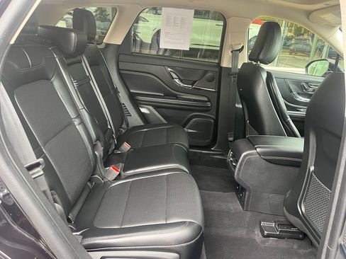 Used 2023 Lincoln Corsair AWD w/ Equipment Group 101A image 19