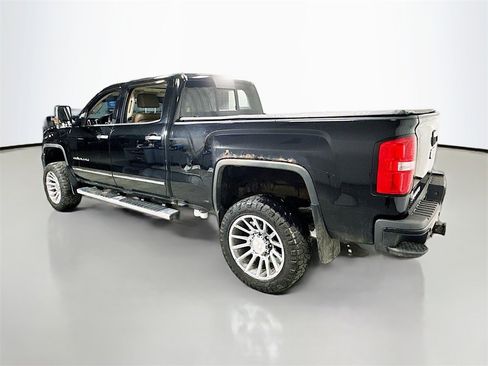 Used 2015 GMC Sierra 3500 Denali w/ Duramax Plus Package image 6