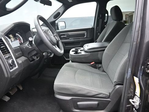 Used 2024 RAM 1500 Warlock AWD/4WD image 12