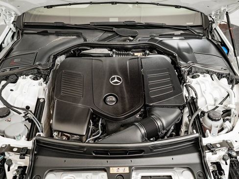 Certified 2024 Mercedes-Benz C 300 4MATIC Sedan image 39