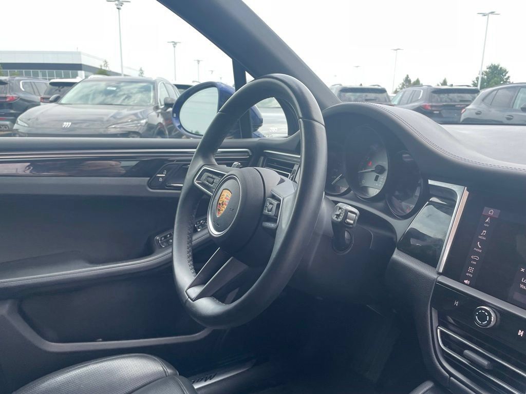 Used 2022 Porsche Macan S AWD/4WD image 27
