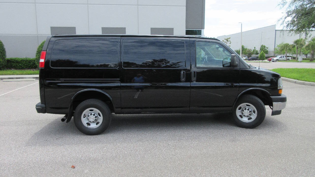 Used 2019 Chevrolet Express 2500 w/ Driver Convenience Package RWD image 6
