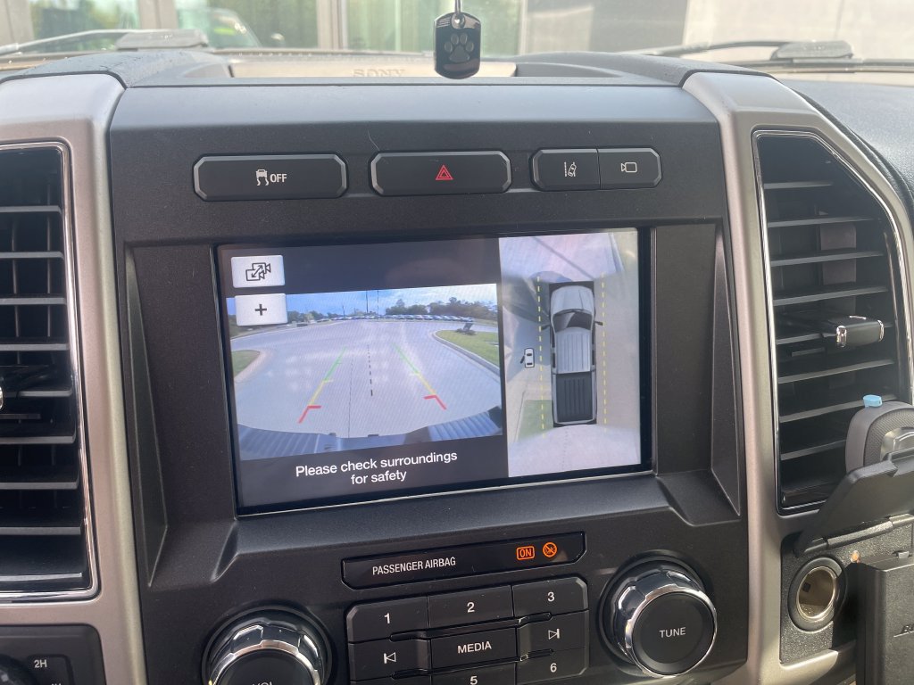 Used 2018 Ford F250 Lariat w/ Lariat Ultimate Package AWD/4WD image 25