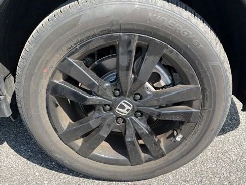 Certified 2026 Honda HR-V Sport image 7