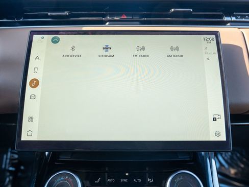 Used 2023 Land Rover Range Rover Sport SE image 30