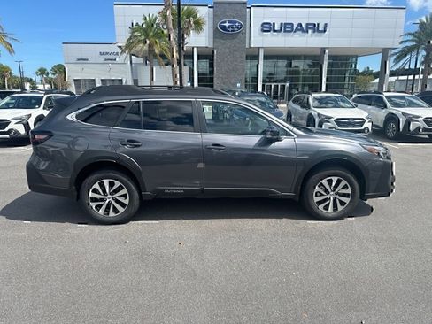 New 2025 Subaru Outback Premium AWD/4WD image 2