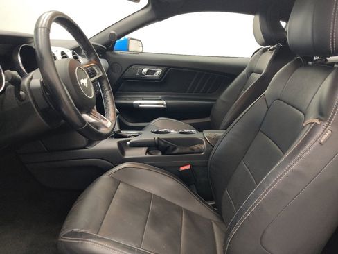 Used 2017 Ford Mustang Premium RWD image 17