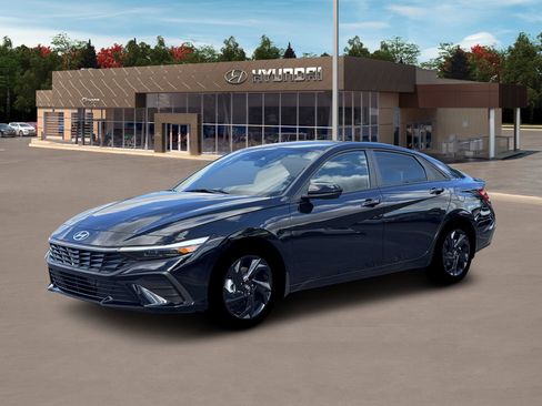 New 2026 Hyundai Elantra Sport FWD image 2