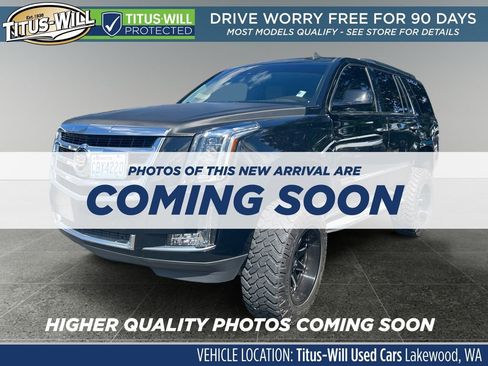 Used 2015 Cadillac Escalade Luxury AWD/4WD image 2