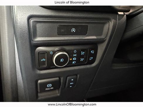 Used 2025 Ford F150 Lariat AWD/4WD image 35