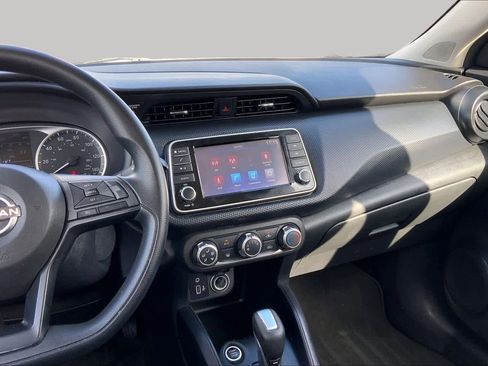 Used 2024 Nissan Kicks S FWD image 7