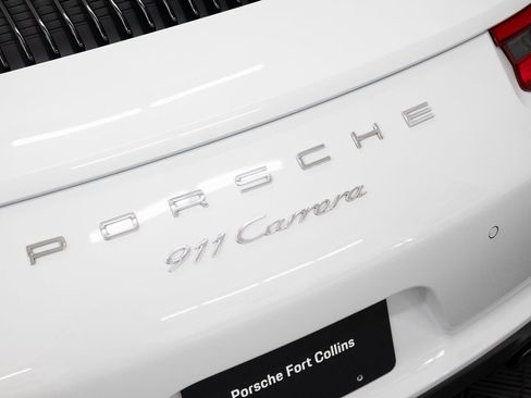 Certified 2018 Porsche 911 Carrera image 9