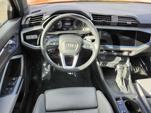 Used 2022 Audi Q3 2.0T Premium Plus w/ Premium Plus Package image 29