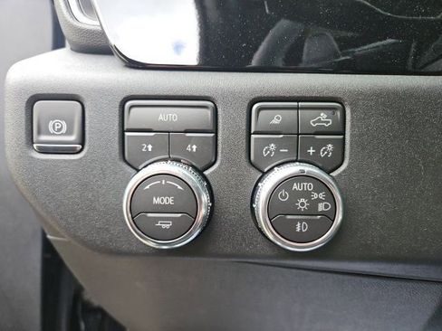 New 2026 GMC Sierra 1500 Elevation w/ Elevation Premium Package AWD/4WD image 13