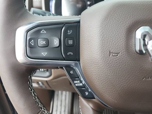 Used 2026 RAM 1500 Laramie w/ Advanced Safety Group II AWD/4WD image 33