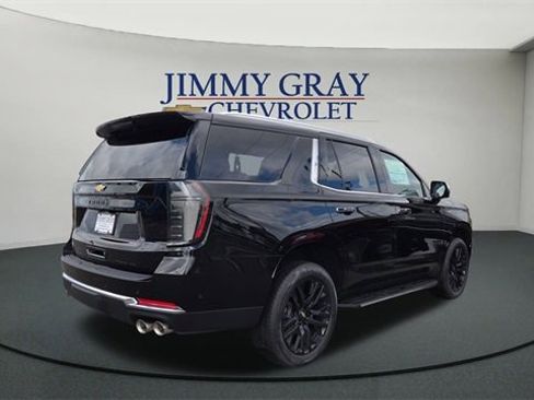 New 2026 Chevrolet Tahoe Premier image 3