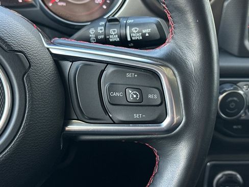 Used 2018 Jeep Wrangler Unlimited Rubicon AWD/4WD image 27