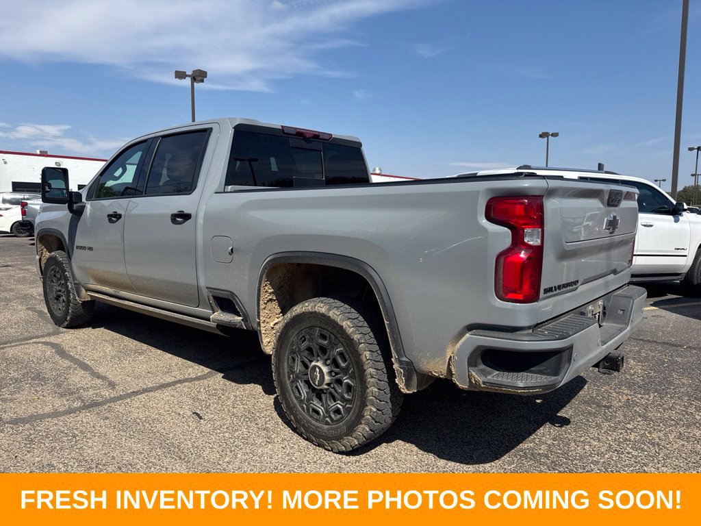 Used 2024 Chevrolet Silverado 2500 LTZ w/ LTZ Plus Package AWD/4WD image 4