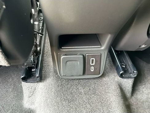 Used 2023 Buick Encore GX Essence w/ Experience Buick Package AWD/4WD image 25