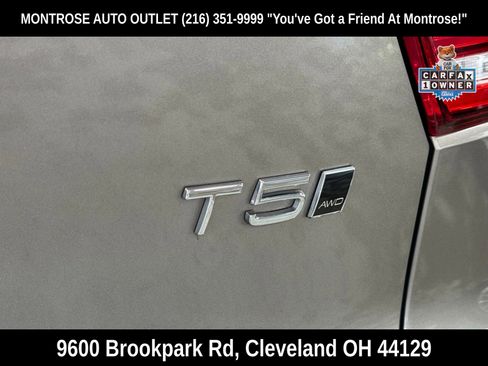 Used 2022 Volvo XC40 T5 R-Design w/ Climate Package image 60