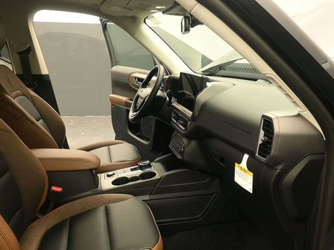 New 2025 Ford Bronco Sport Outer Banks w/ Outer Banks Tech Package+ image 16