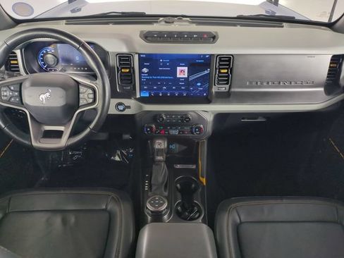 Used 2023 Ford Bronco Badlands AWD/4WD image 18