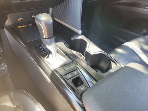 Used 2025 Toyota Camry SE FWD image 22