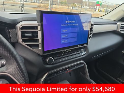 Used 2023 Toyota Sequoia Limited image 30