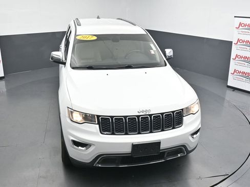 Used 2017 Jeep Grand Cherokee Limited AWD/4WD image 25