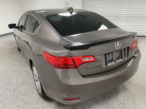 Used 2014 Acura ILX w/ Technology Package image 7