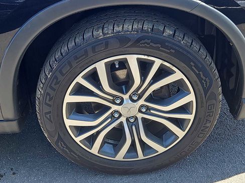 Used 2017 Mitsubishi Outlander SEL AWD/4WD image 10