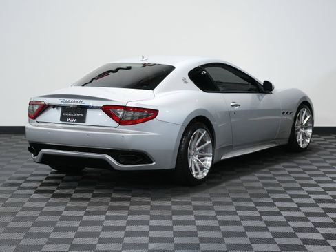 Used 2015 Maserati GranTurismo Sport image 6