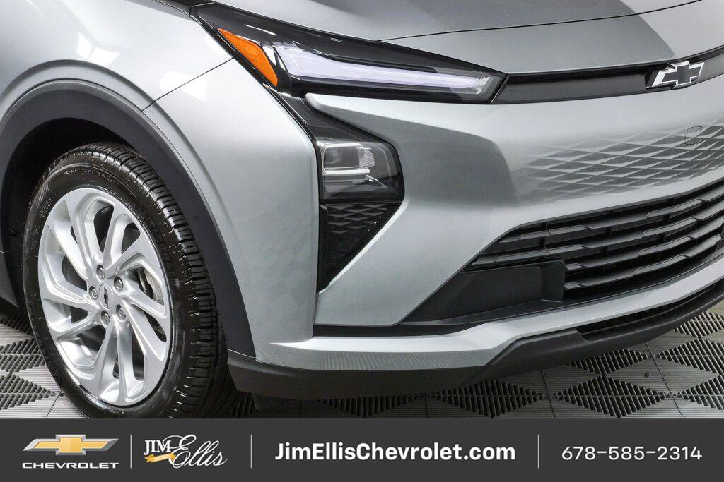 New 2027 Chevrolet Bolt LT w/ Comfort Package FWD image 32