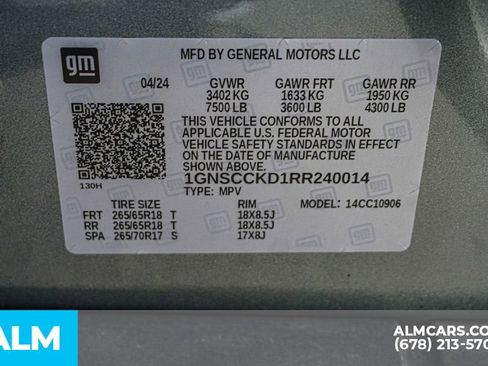 Used 2024 Chevrolet Suburban LT RWD image 63