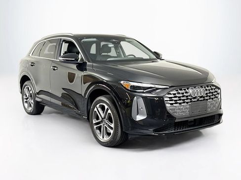 Used 2025 Audi Q5 Premium w/ Convenience Package AWD/4WD image 7