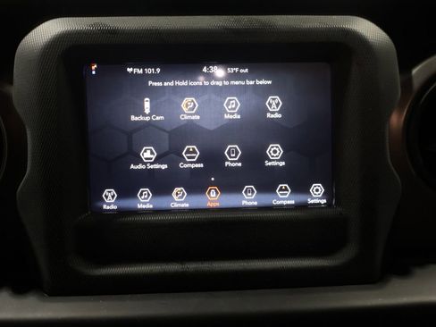 Used 2022 Jeep Wrangler Sport image 23