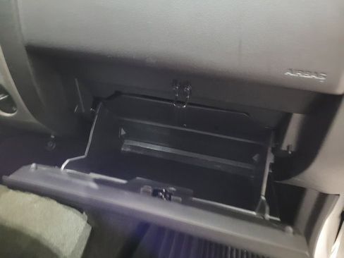 Used 2012 GMC Canyon SLE image 48