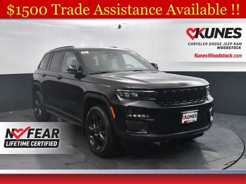 New 2025 Jeep Grand Cherokee Limited w/ Black Appearance Package AWD/4WD image 1