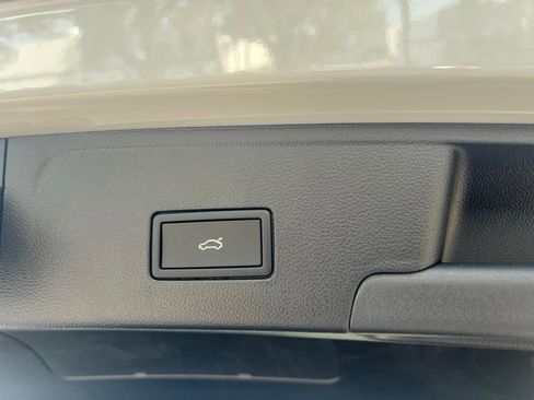 New 2026 Volkswagen Atlas Cross Sport SE image 45