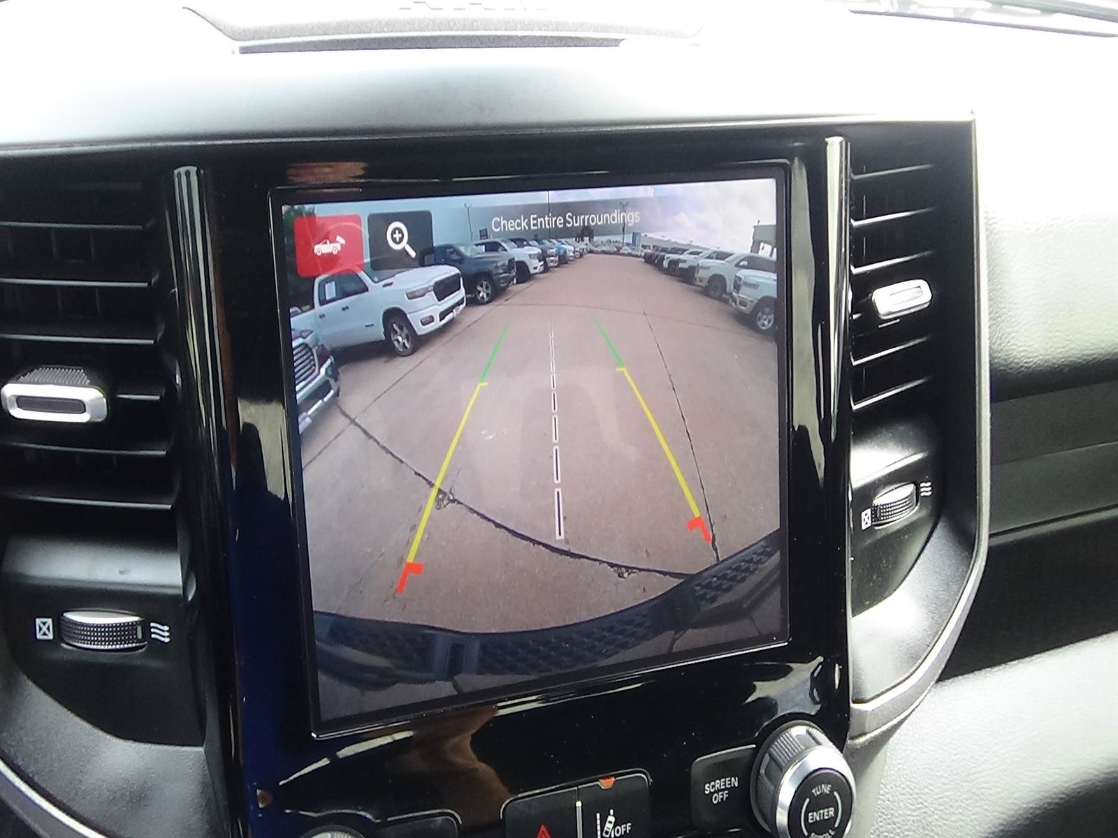Used 2025 RAM 1500 Warlock AWD/4WD image 28