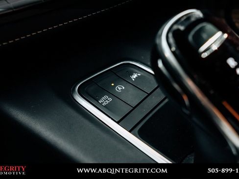Used 2024 Cadillac Escalade Sport Platinum AWD/4WD image 38